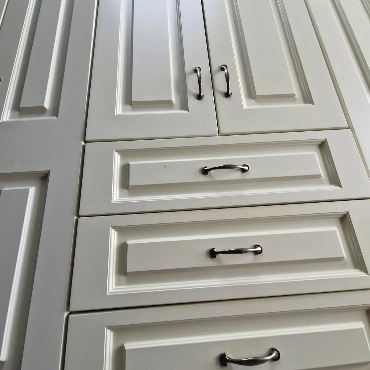 Build-in Wardrobe - Image 1
