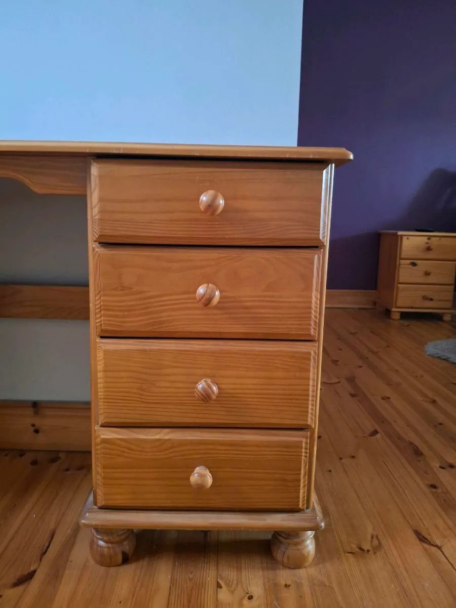 Dressing table - Image 2