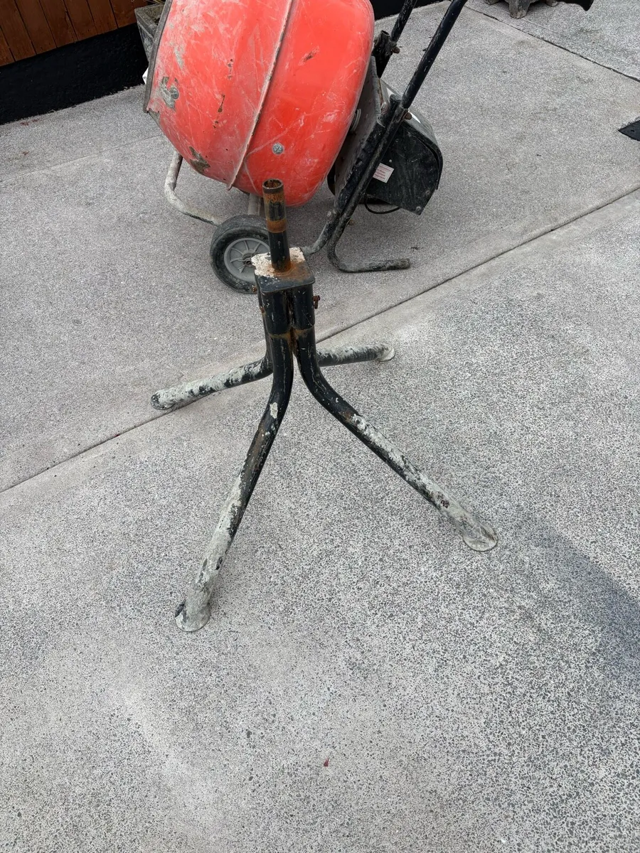 Cement mixer - Image 2