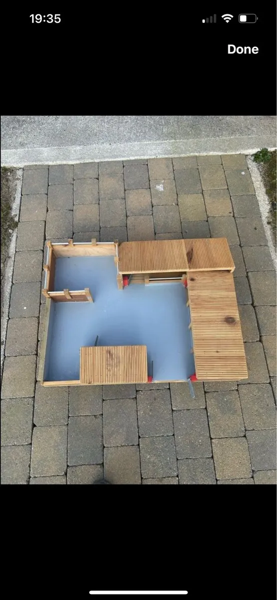 3 x Millwood farm pieces - Image 1