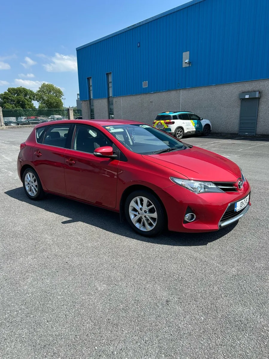 2013 Toyota Auris 1.4D4D - Image 1