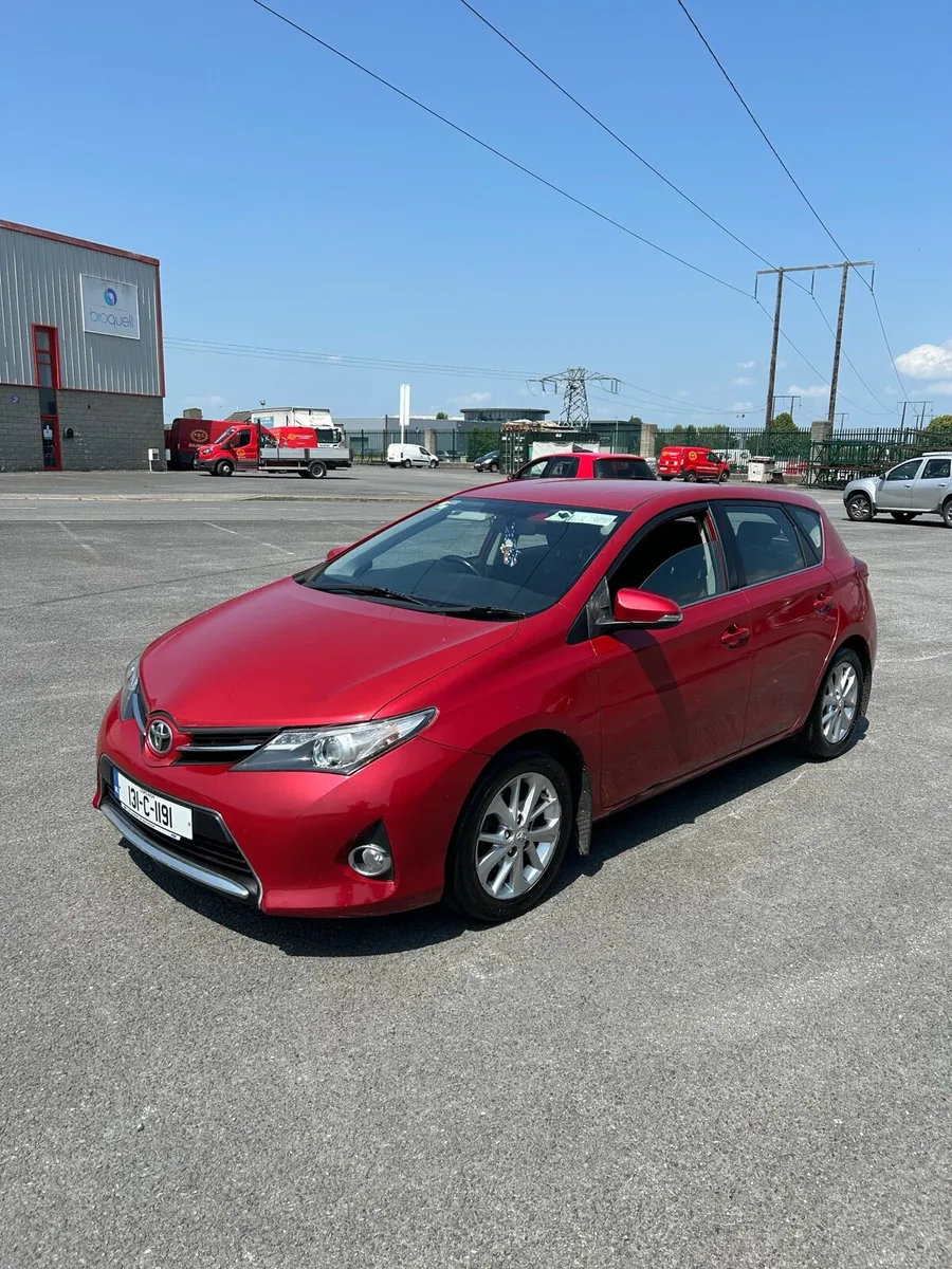 2013 Toyota Auris 1.4D4D - Image 3