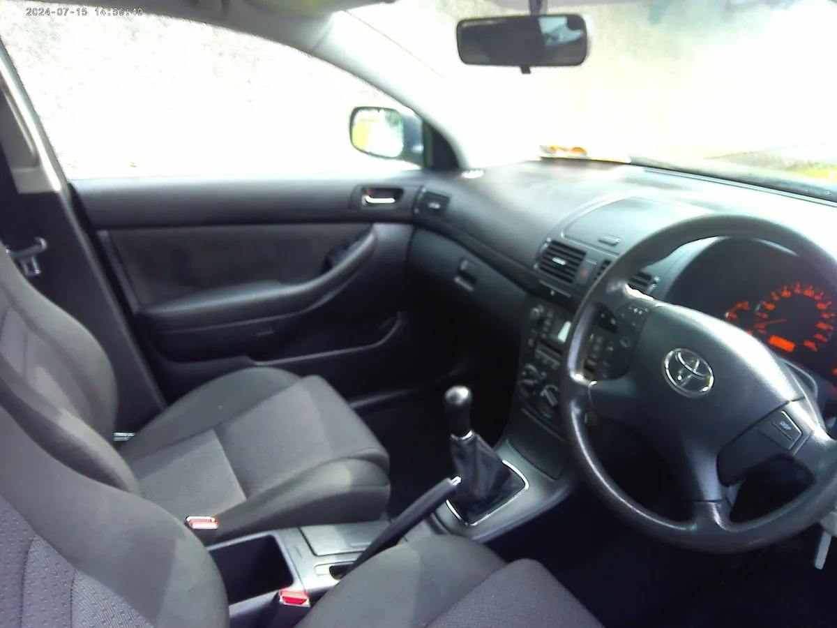 Toyota Avensis 2009 - Image 3