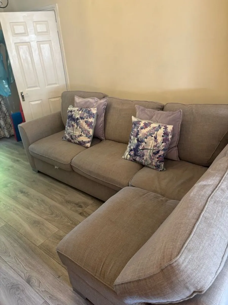 corner sofa - Image 1