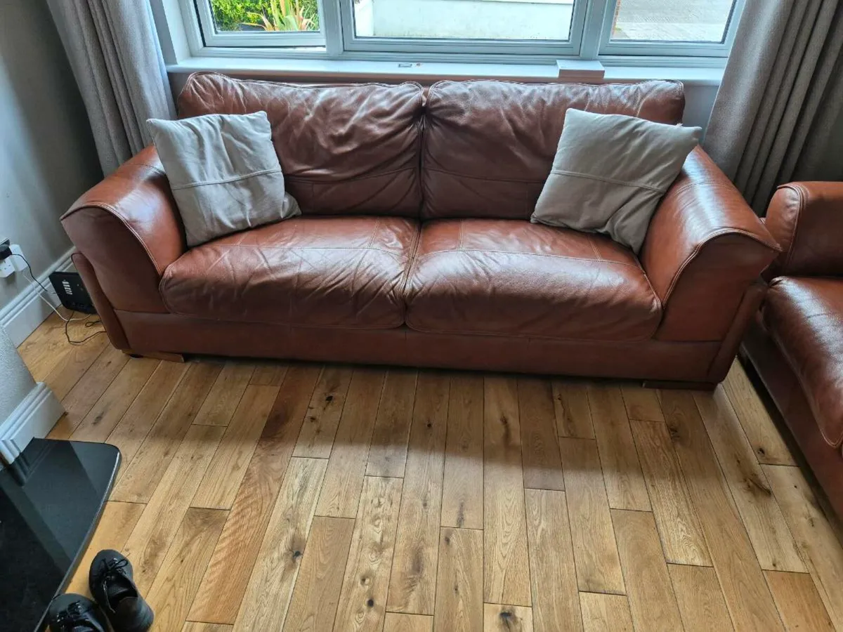 Ezliving 3&2 Brown Leather sofa - Image 3