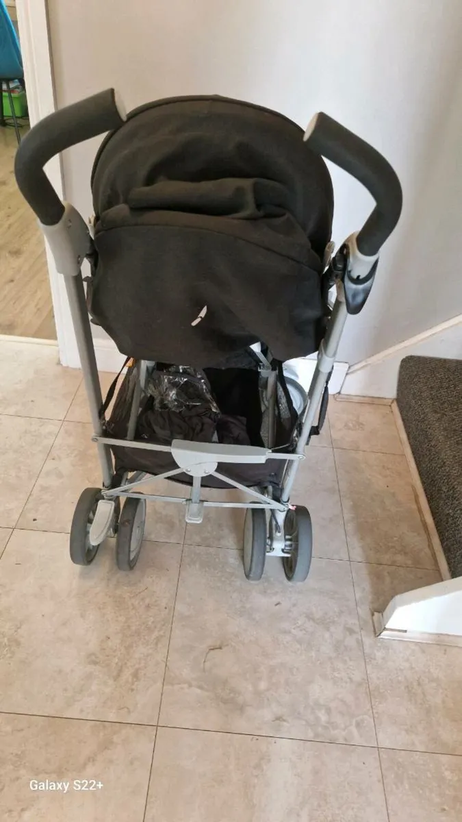 Joie Umbrella foldable buggy - Image 3