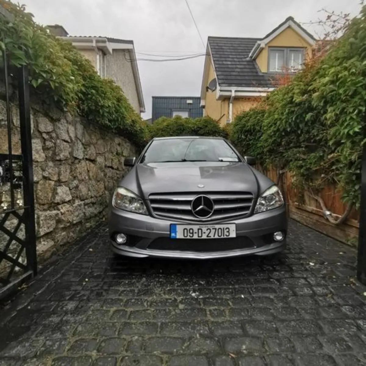 Mercedes-Benz C-Class 2009 - Image 1