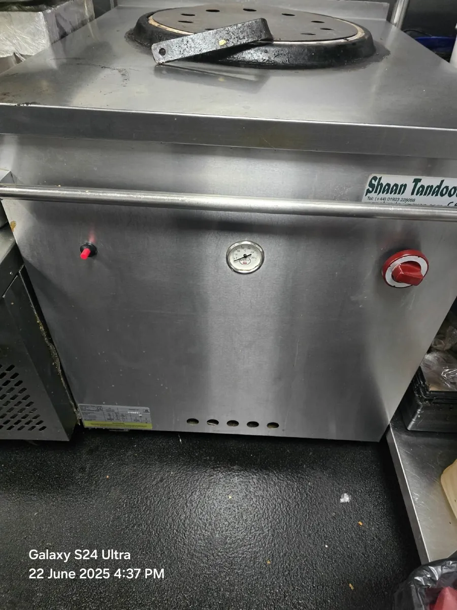 Tandoori Oven - Image 1