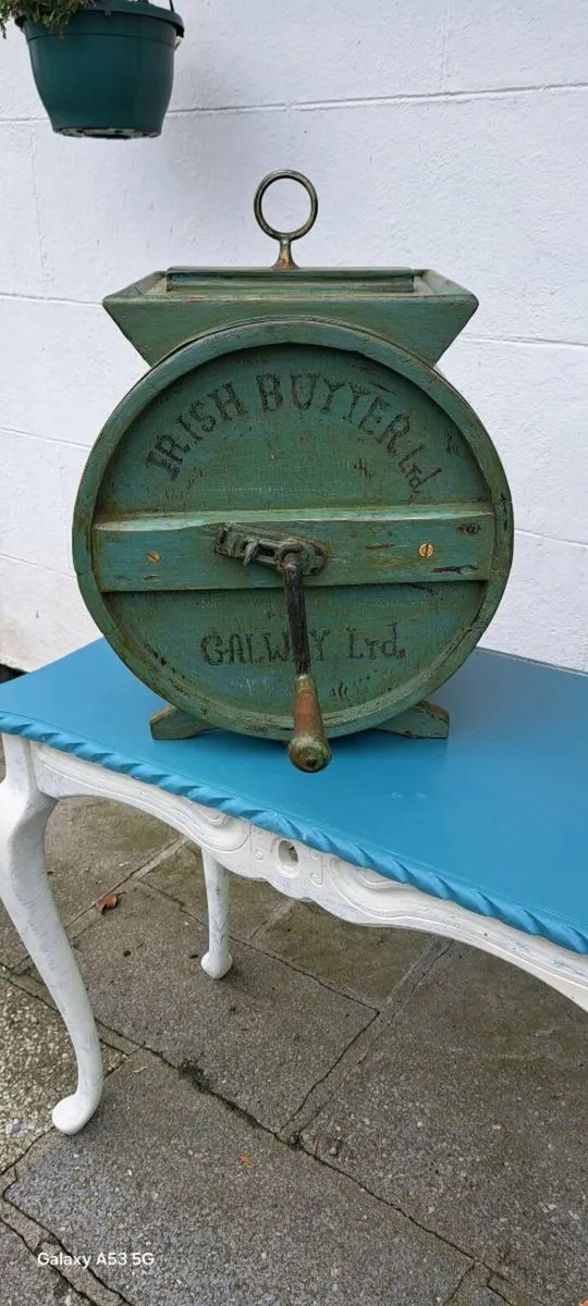 Old butter churn - Image 1