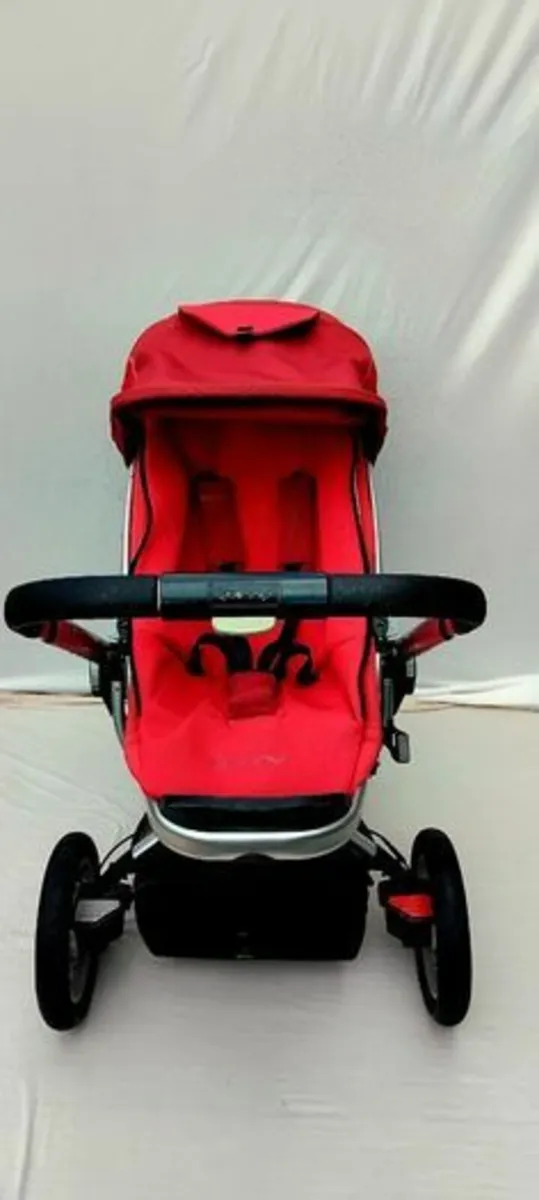 Quinny Buzz Travel System - Image 2
