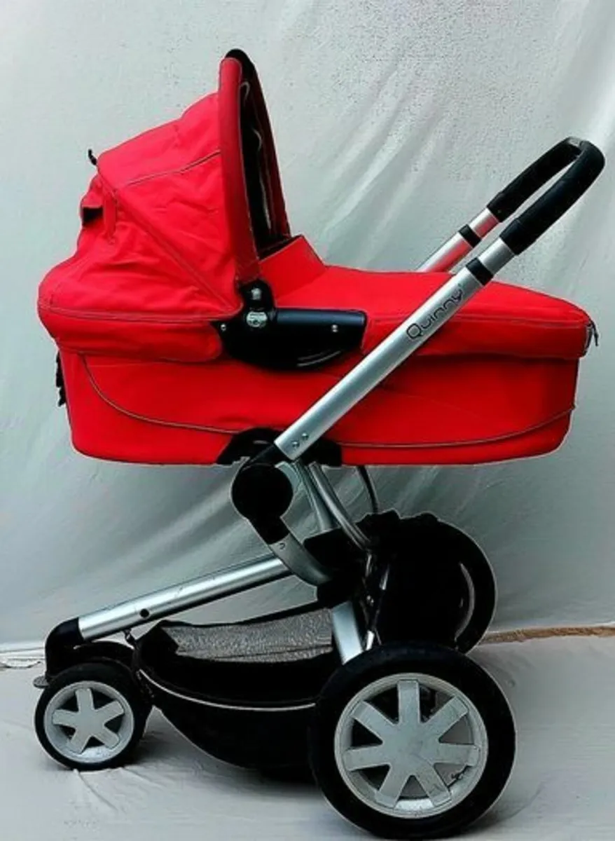 Quinny Buzz Travel System - Image 3
