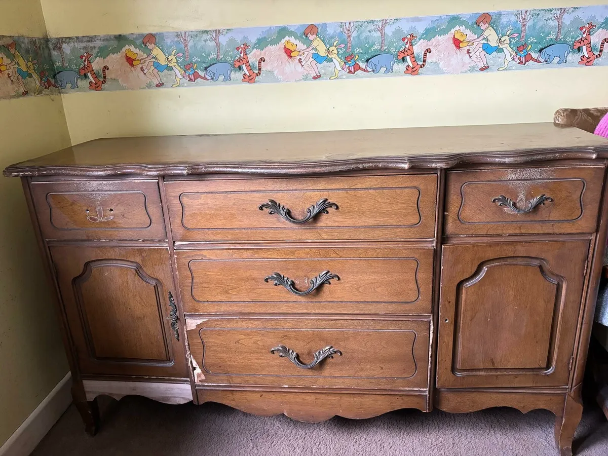 Antique chest of drawers - Image 1