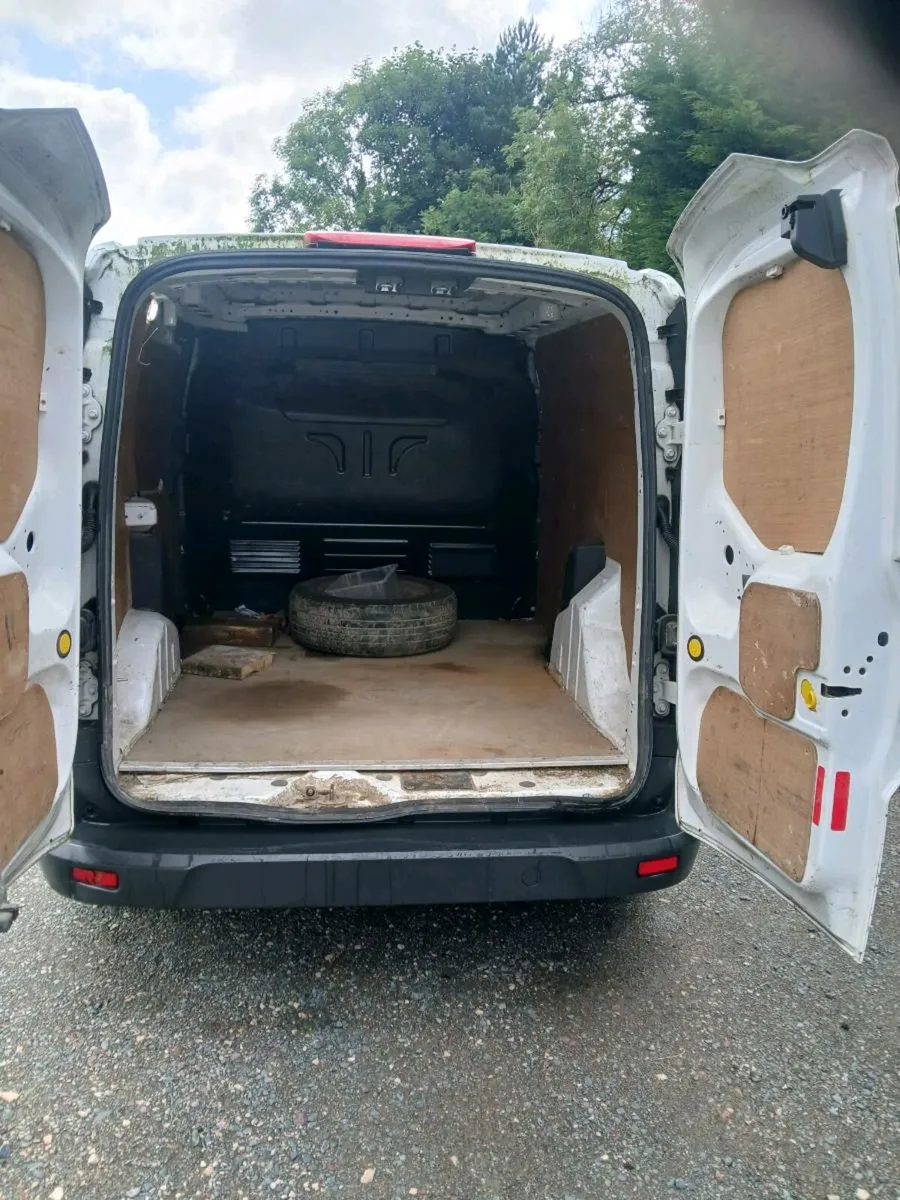 Ford Transit - Image 3