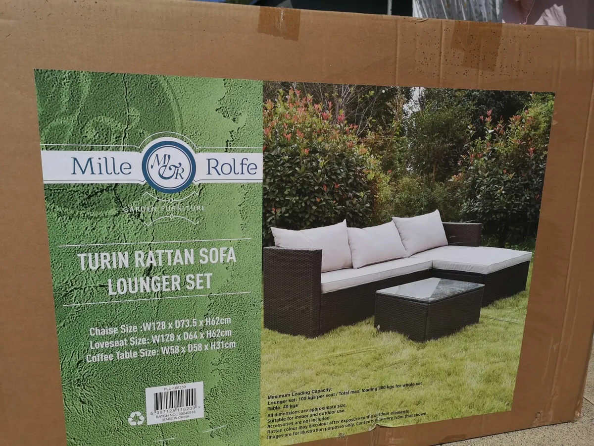 Garden furniture - Image 1