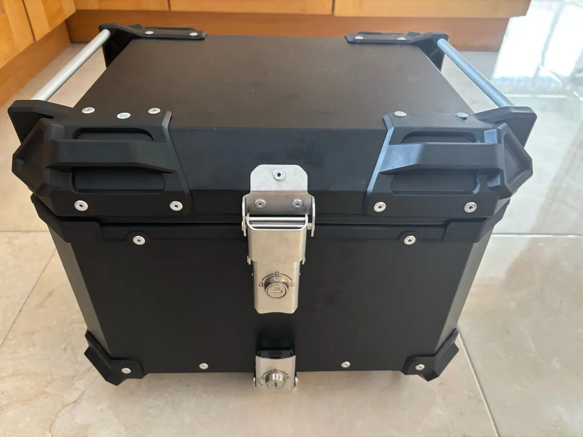 55L Motorbike Top Case - Image 1