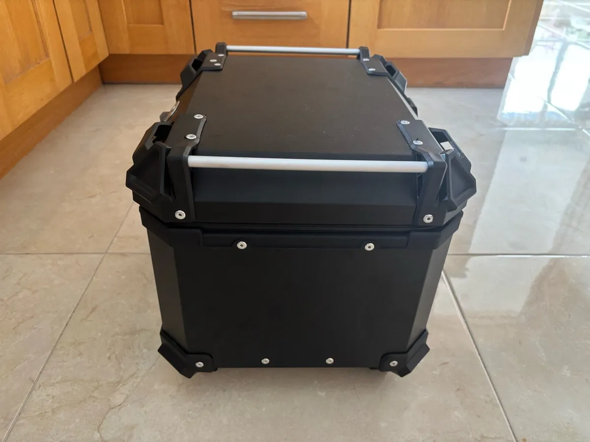 55L Motorbike Top Case - Image 2