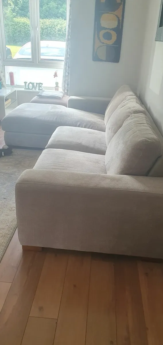 3 seater left hand chaise corner sofa & foot stool - Image 2