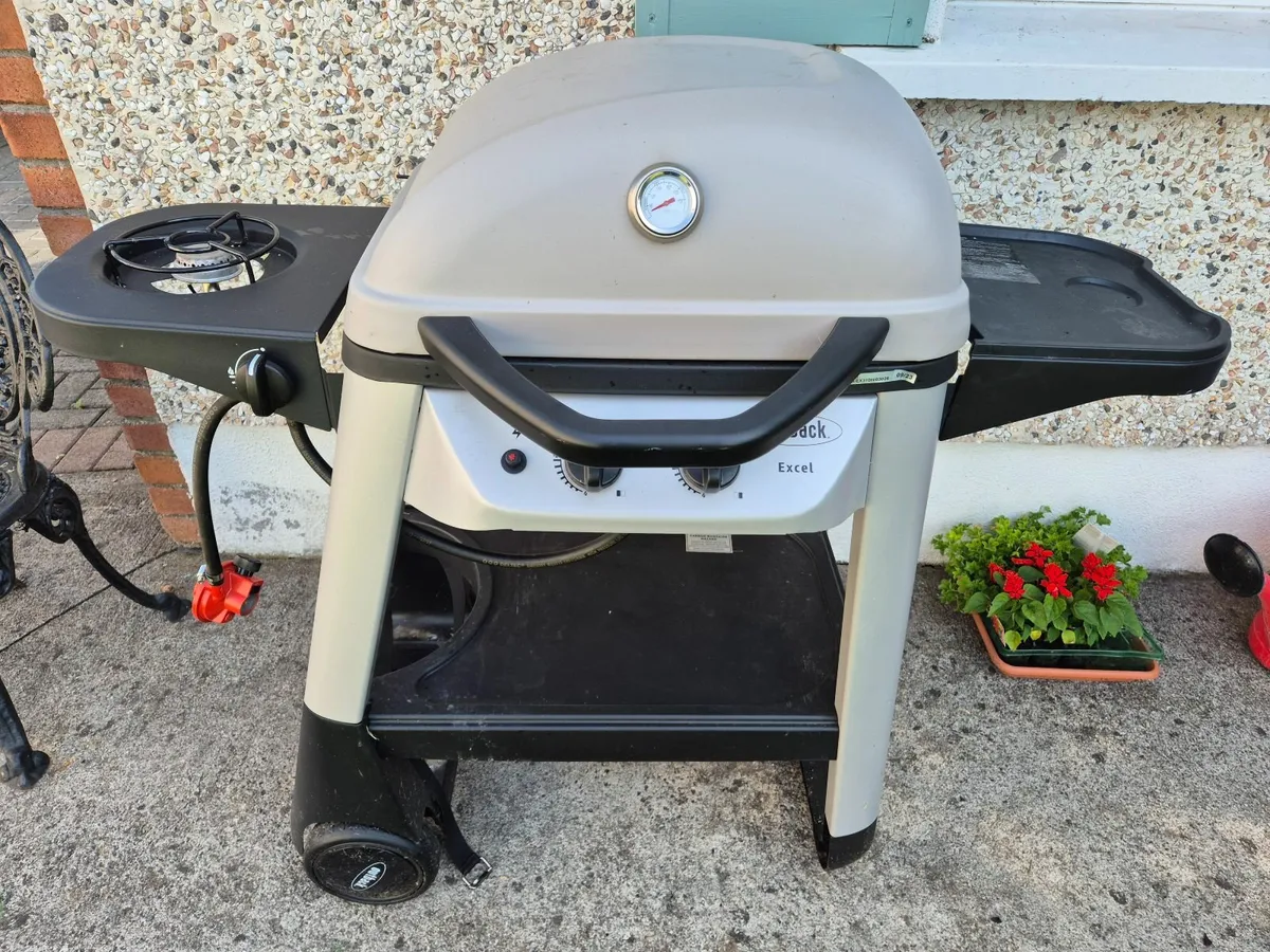 Outback Excel 310 Gas Barbecue - Image 1