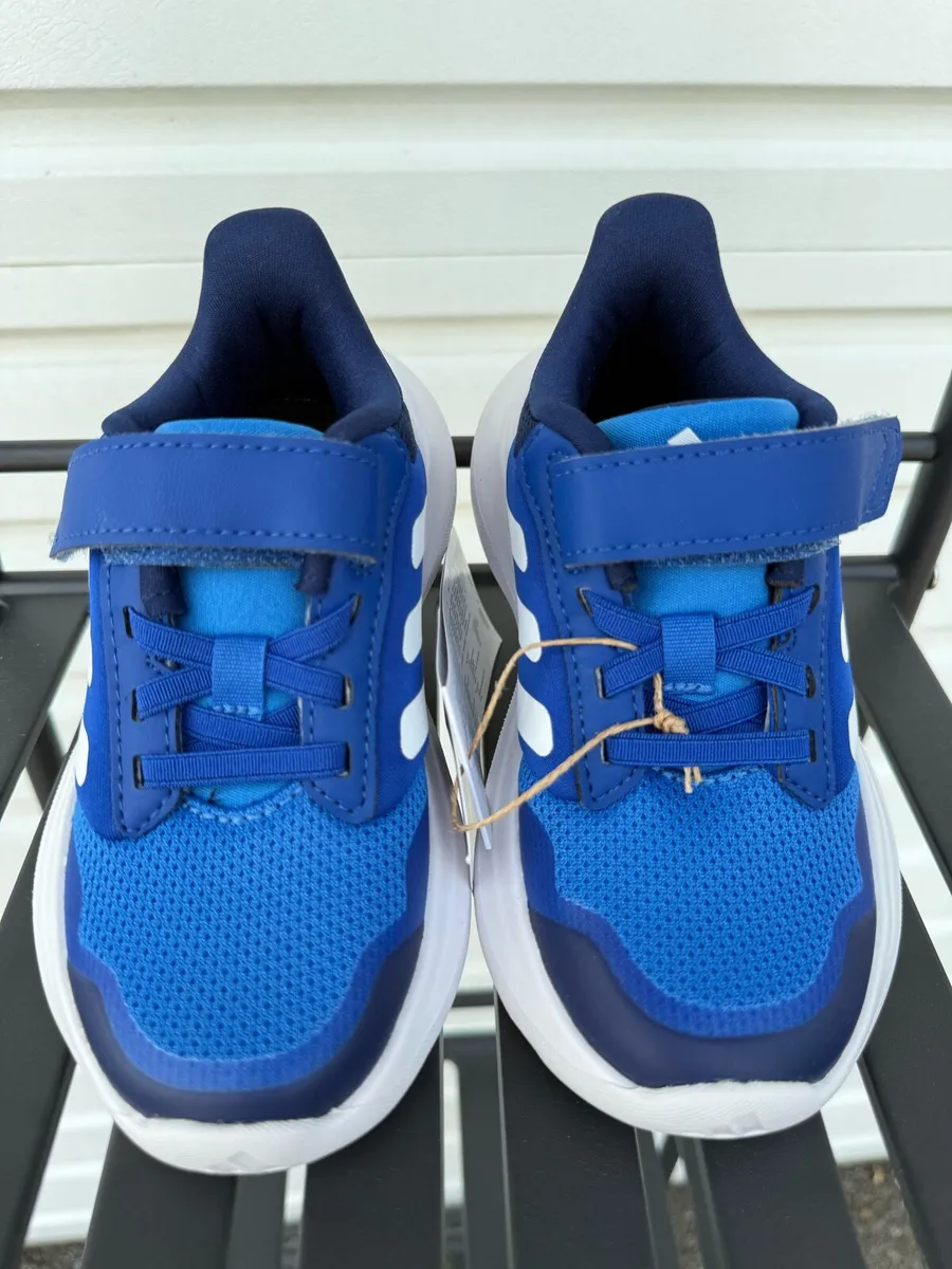 Trainers Adidas kids EUR 28 UK 10 - Image 2