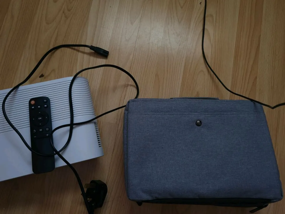 GOODEE projector (Home theater and outdoor use) - Image 4