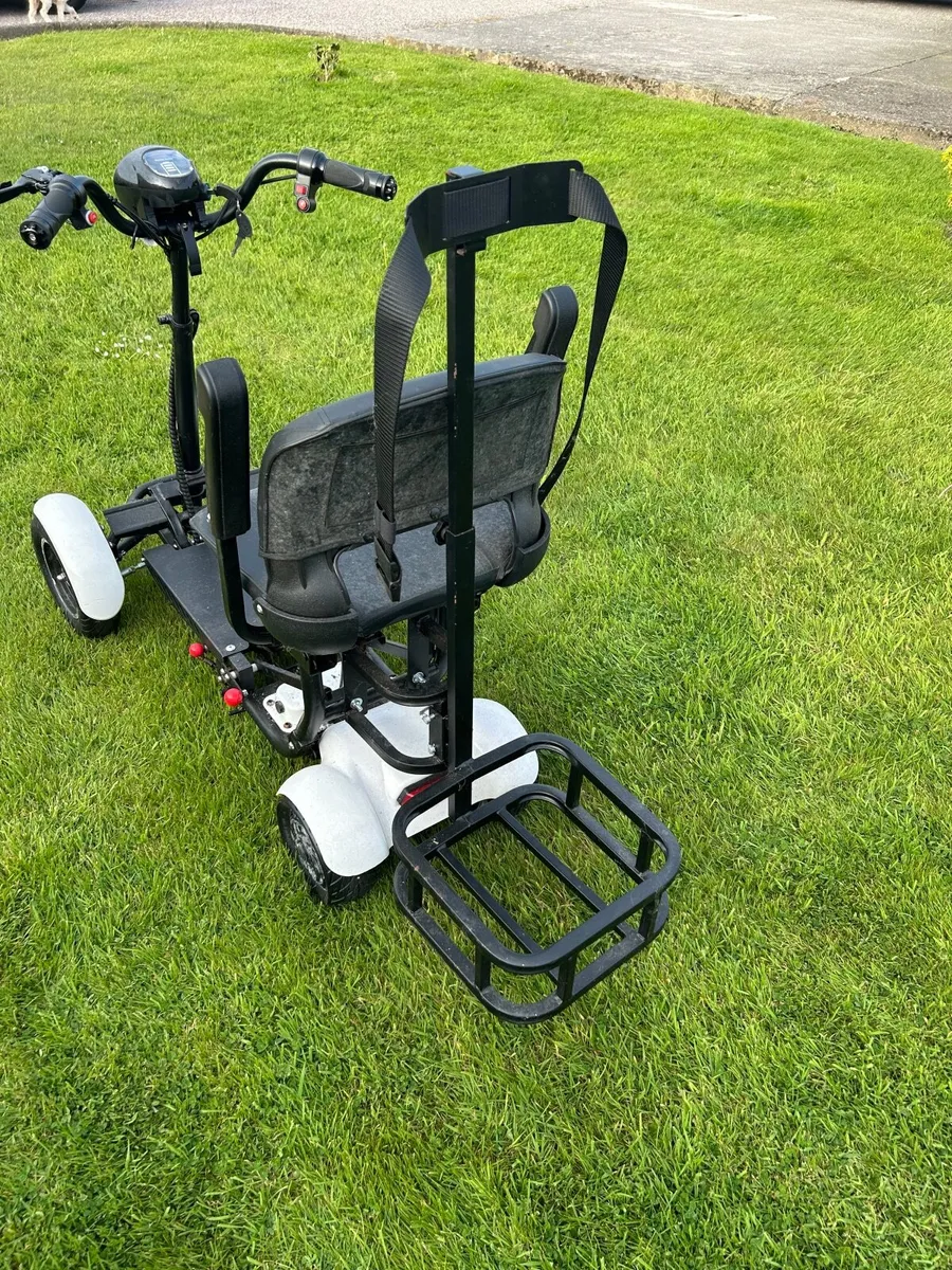 Unused Single Seater Golf Buggy - Image 3