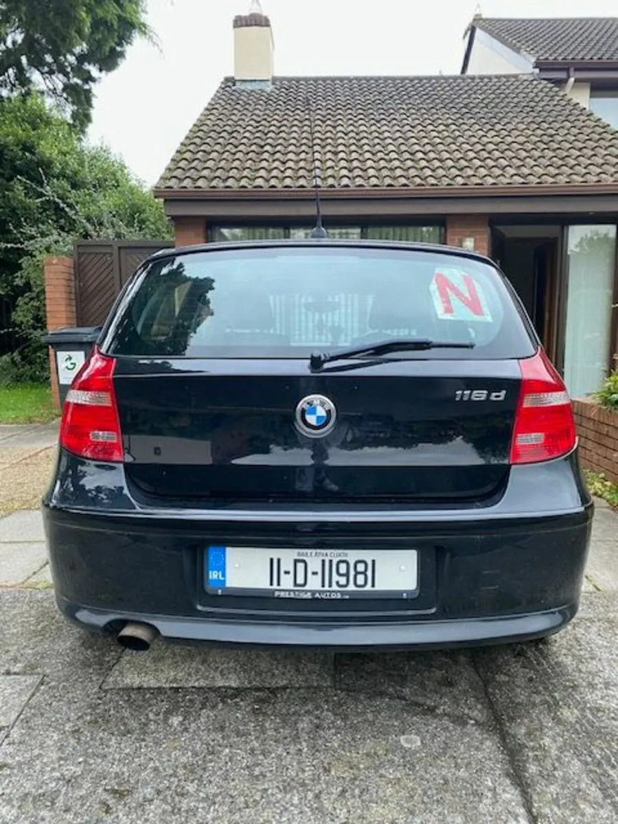BMW 1-Series 2011 - Image 1