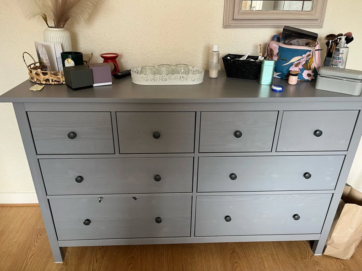 8 drawer chest
