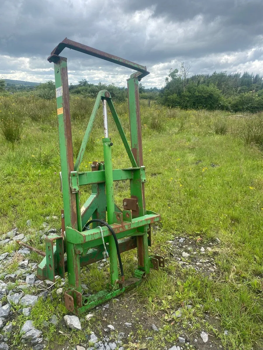 2 Archway Bale Masts - Image 3