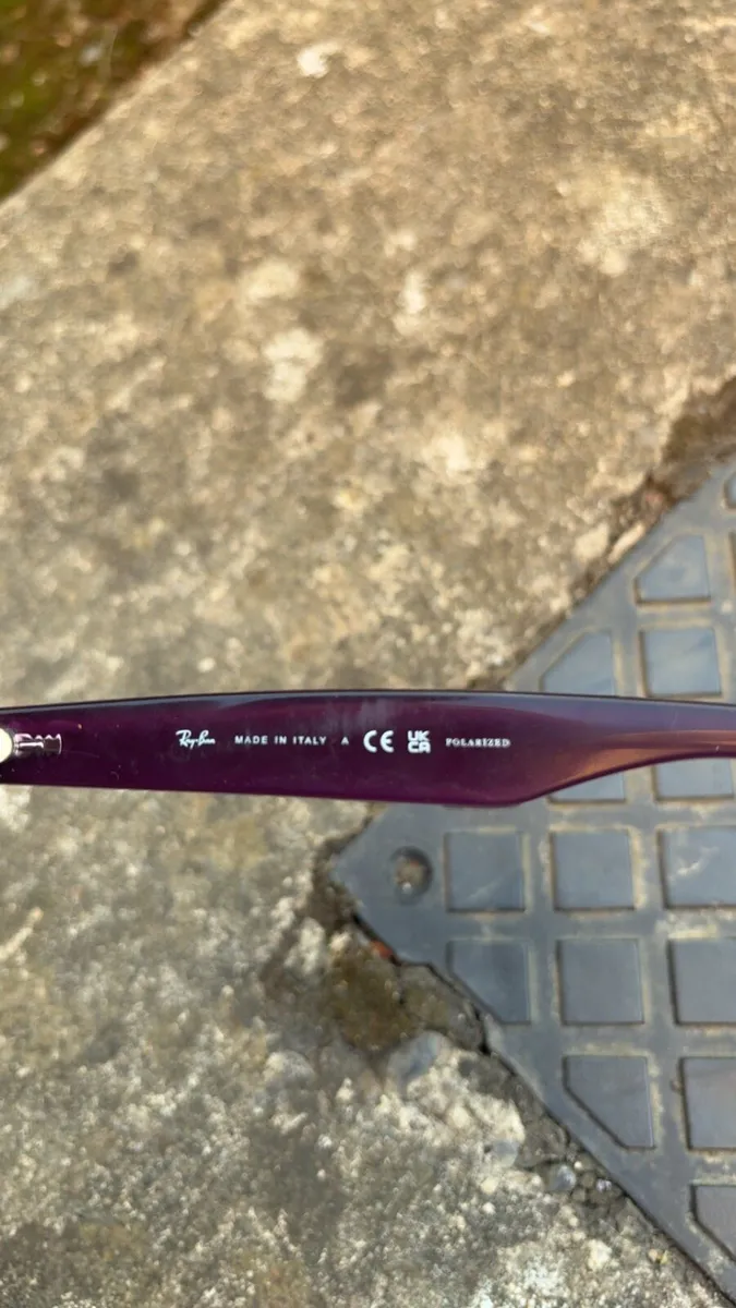 Raybans new wayfarer glasses - Image 4