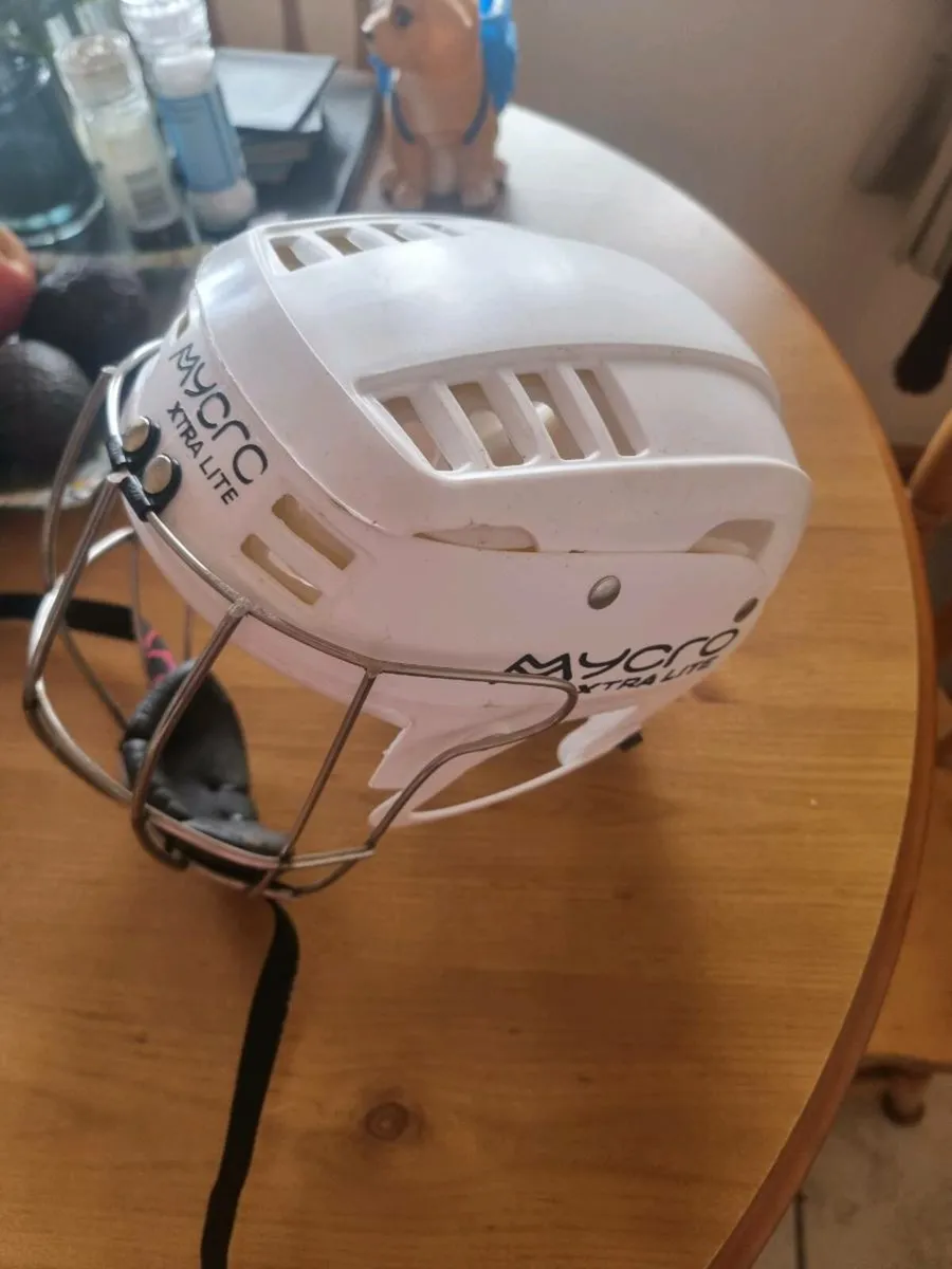 Extra large mycro hurling helmet - Image 2