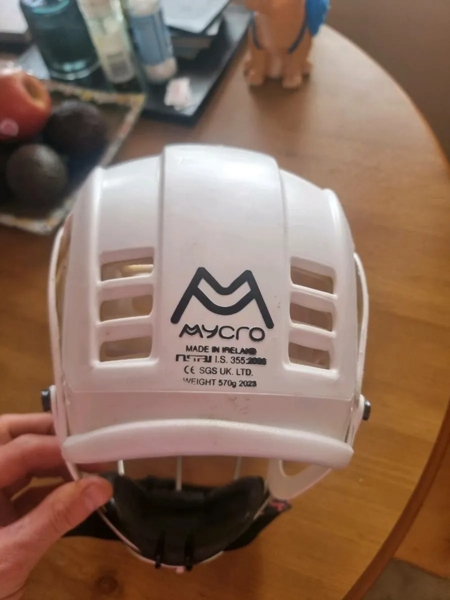 Extra large mycro hurling helmet - Image 3