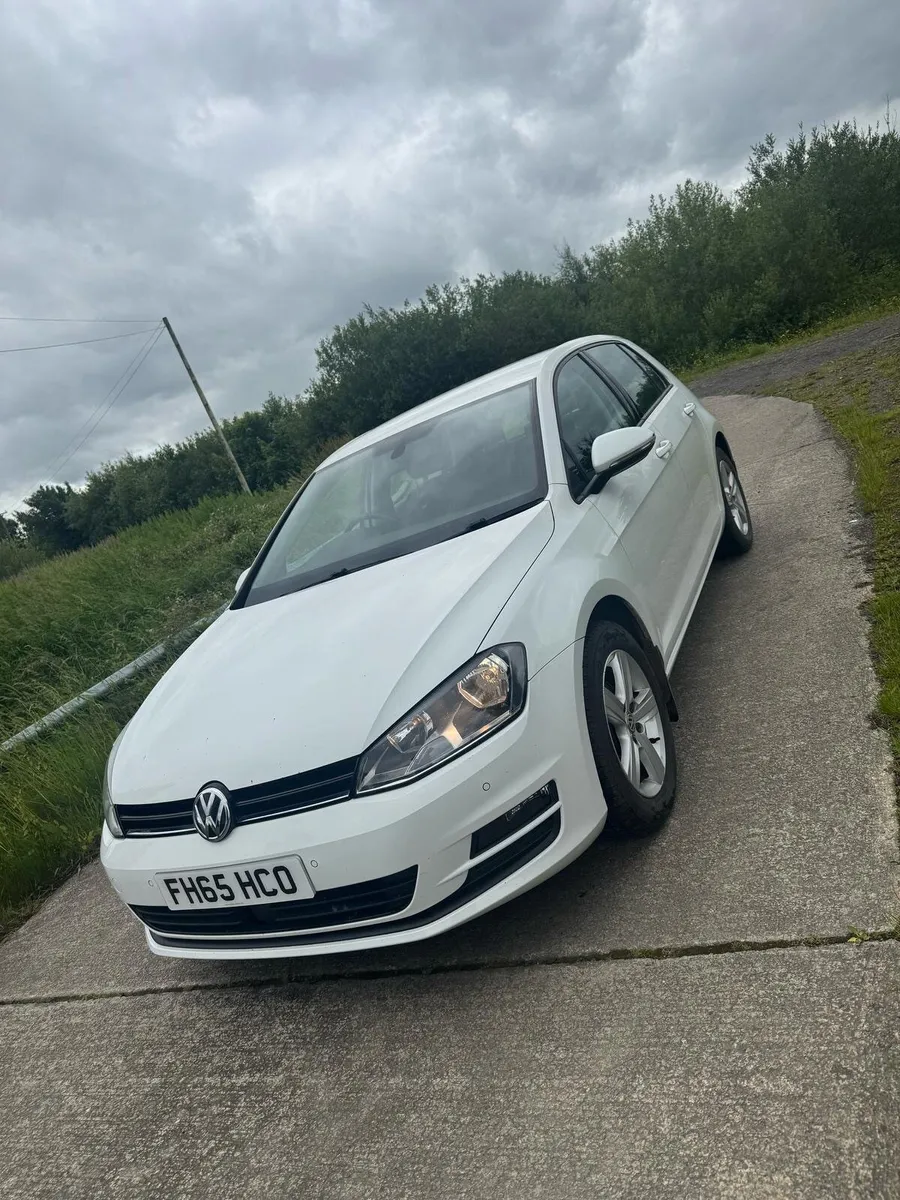 Volkswagen Golf 2015 - Image 1