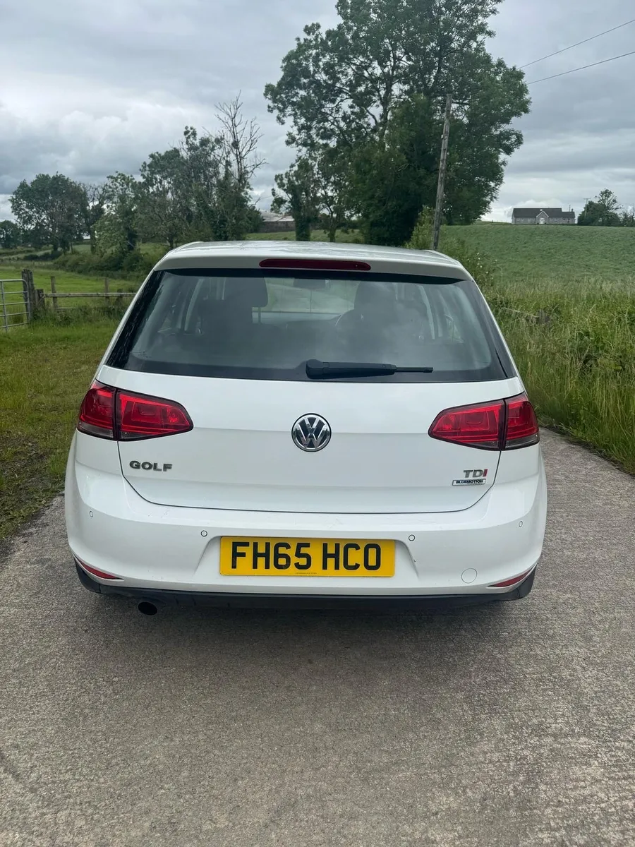 Volkswagen Golf 2015 - Image 2