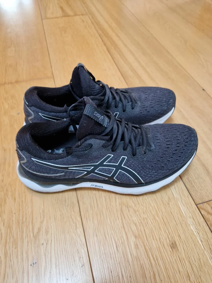 Asics gel nimbus size 8 as new - Image 4