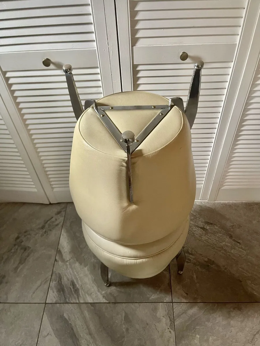 Mid century stools - Image 2