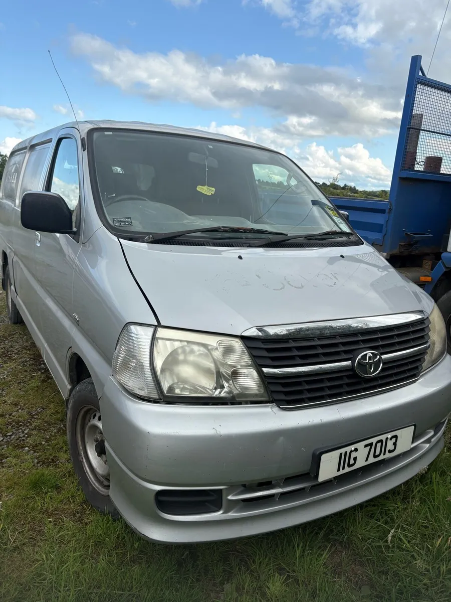Toyota hiace - Image 2