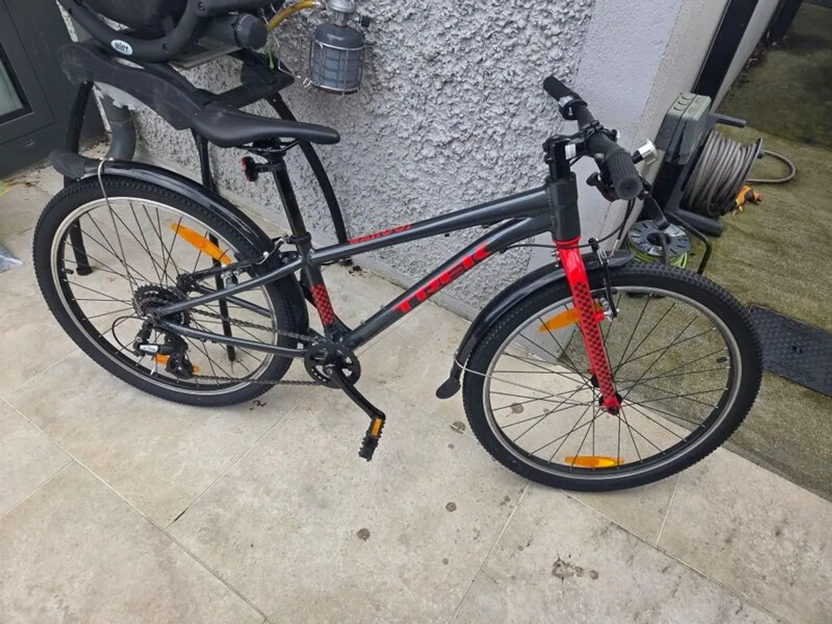 Trek bike for child- hardly used - Image 2