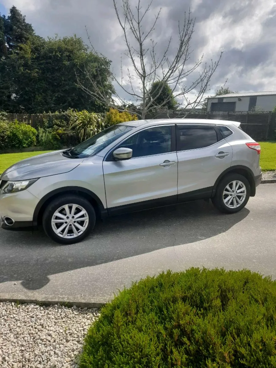 Nissan qashqai 1.5dci  2015 - Image 1