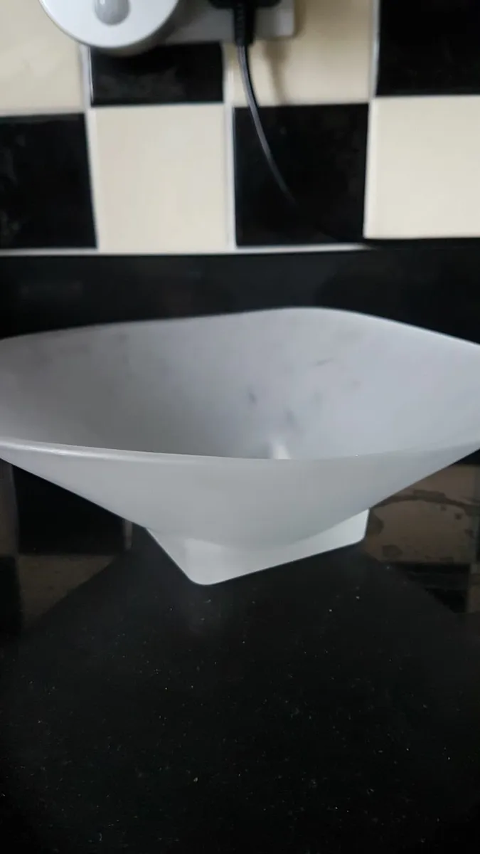 decorative matte bowl never used - Image 3