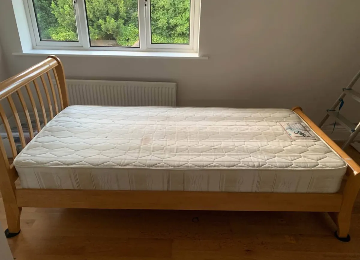 Beautiful Beech Wood Single Sleigh Bed Frame - Image 2