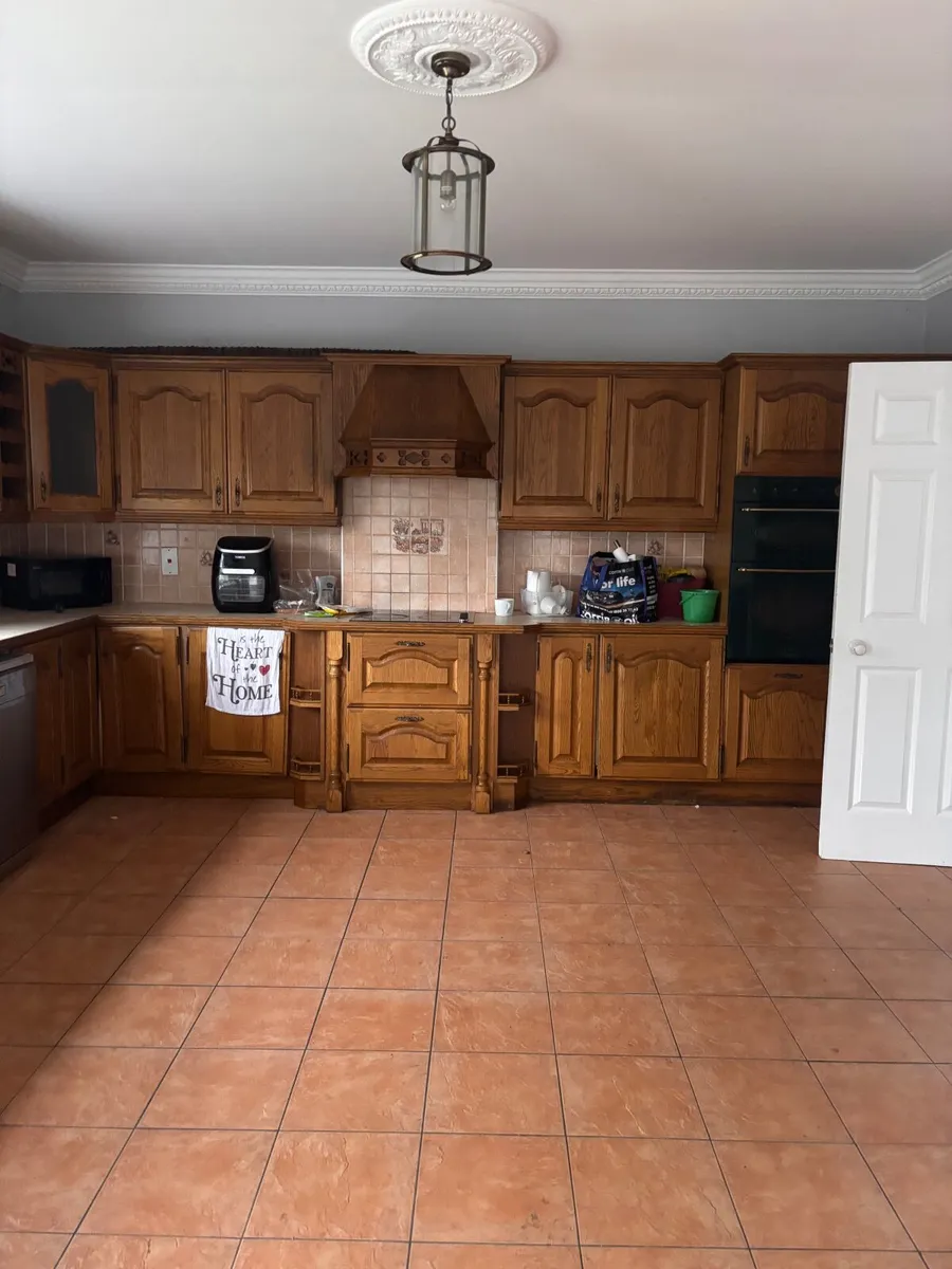 Kitchen - Image 2