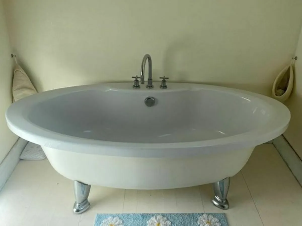 Freestanding Bath