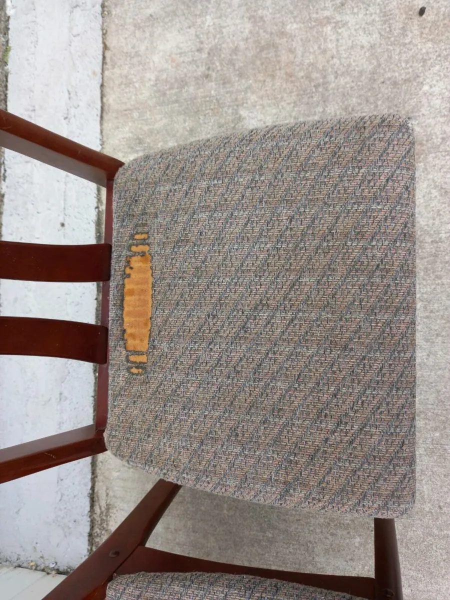 4 Dining Room Chairs - Image 4
