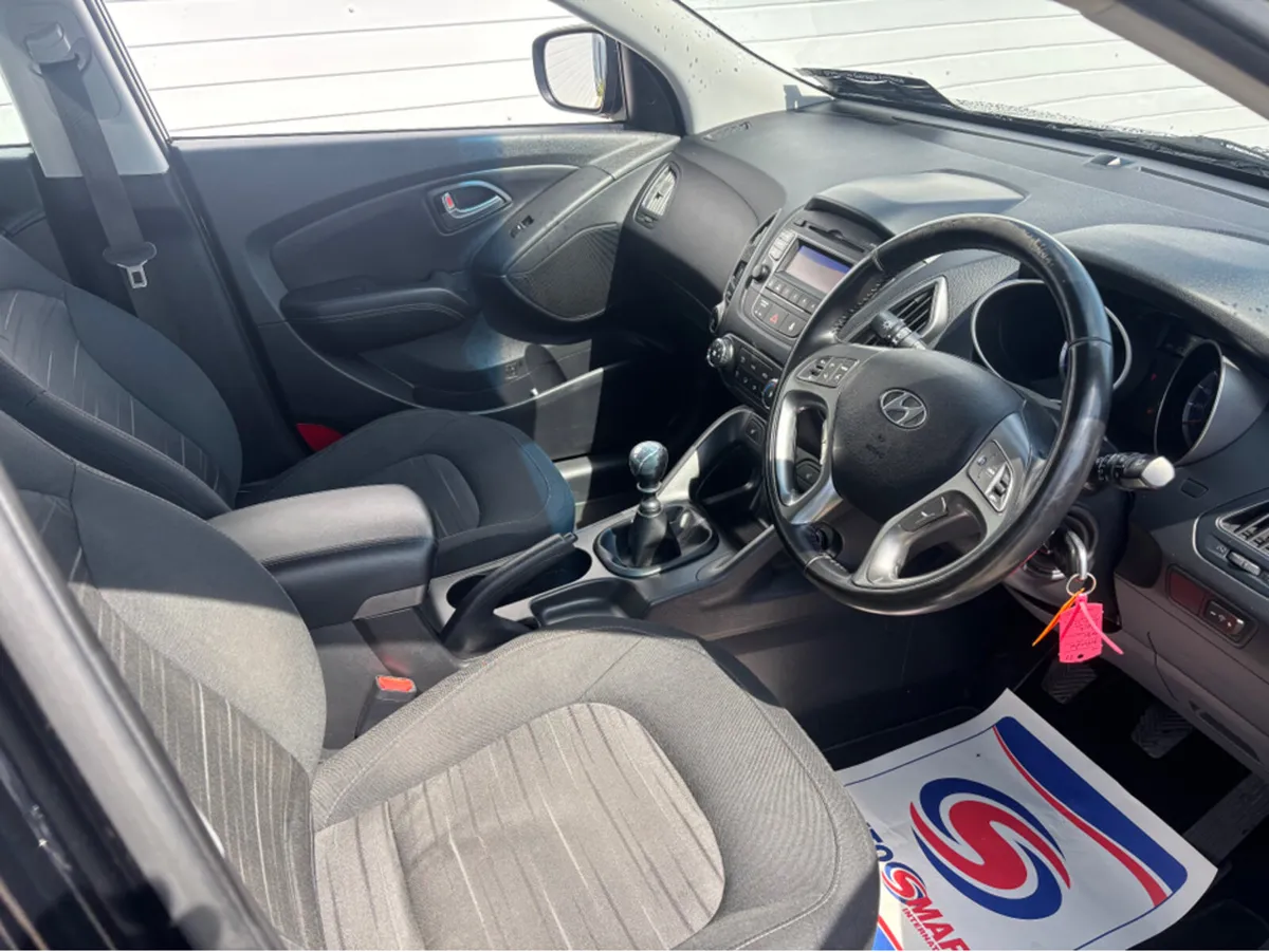 Hyundai ix35 2WD COMFORT 4DR - Image 2