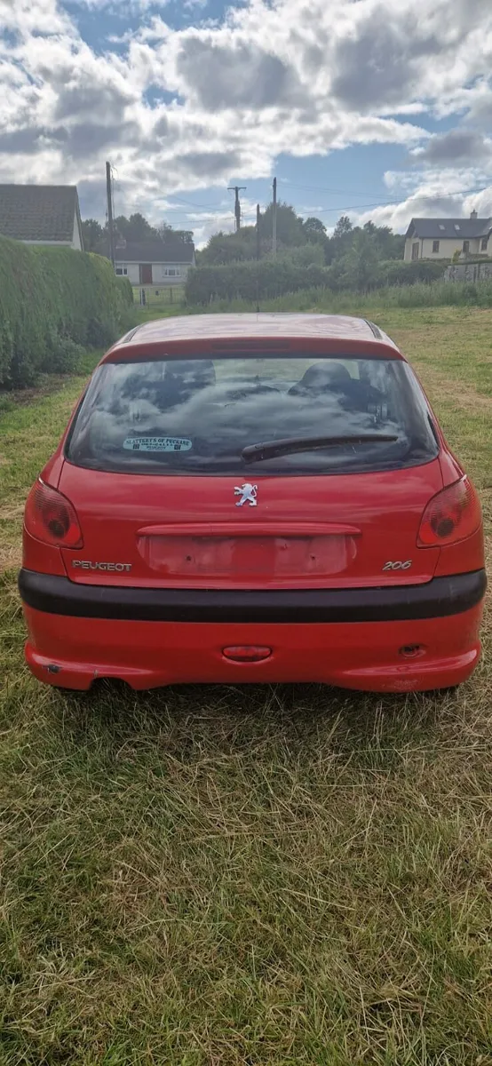 Car - Image 2
