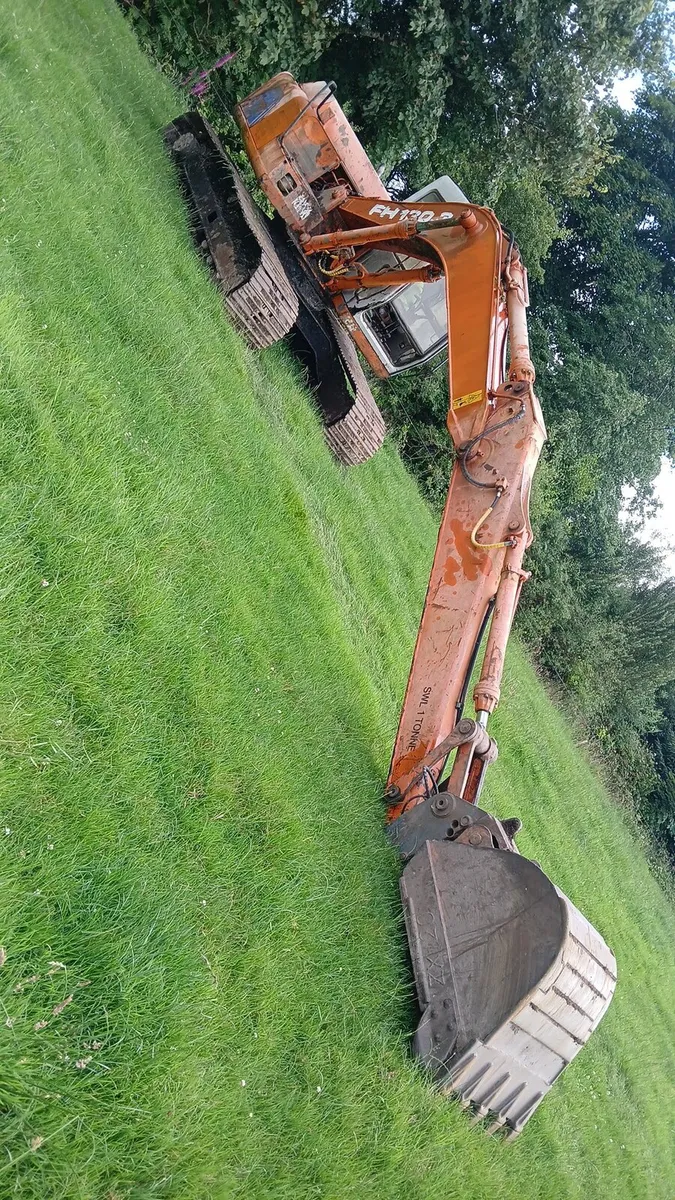Fiat Hitachi Fh130-3 - Image 2
