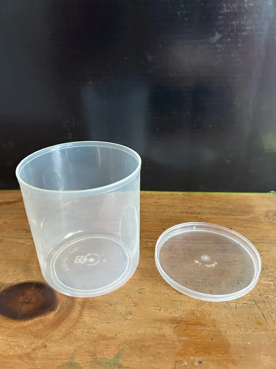 Reusable Plastic Tubs for Pringles Vending Mach - Image 2