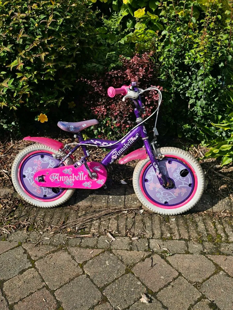 Children's bicycle - Image 1