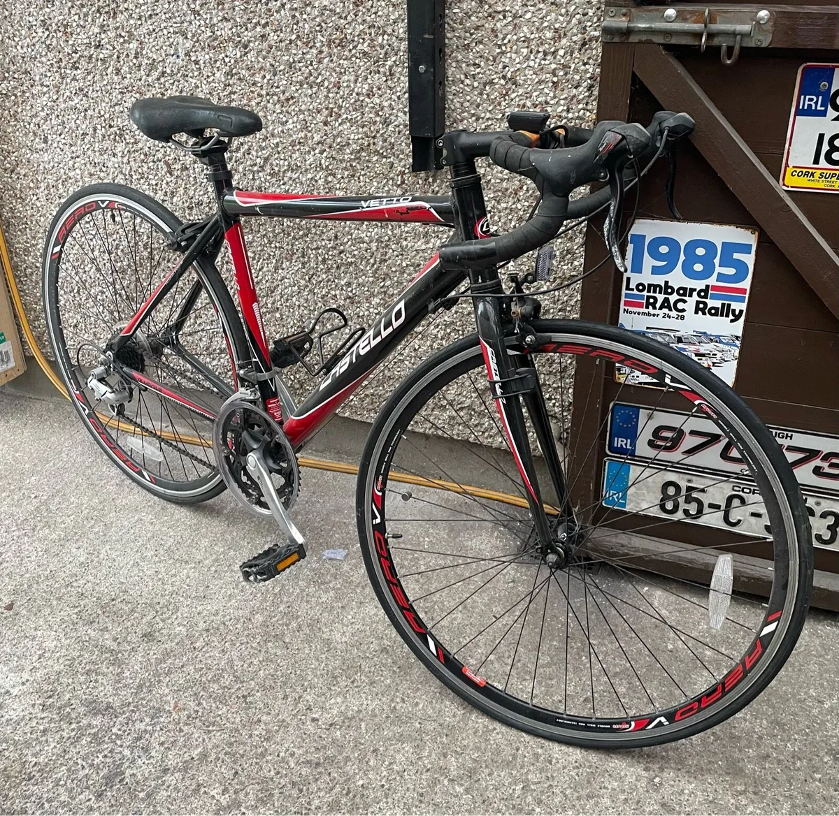Racing bike - Image 1