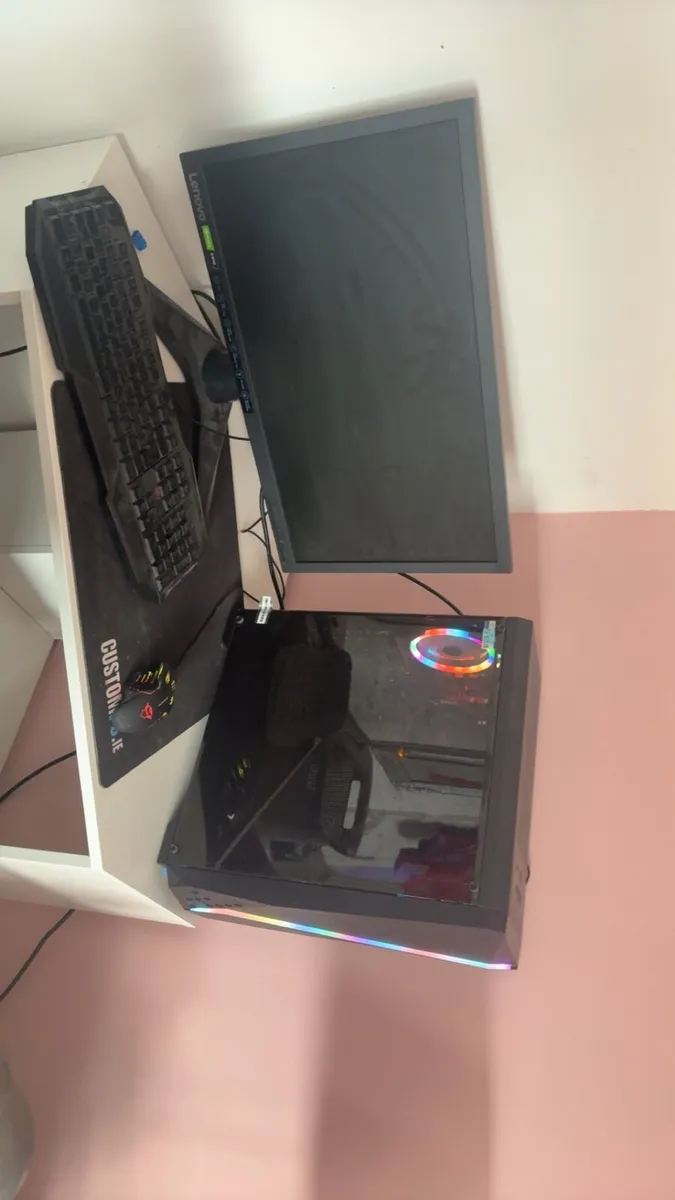 Asus pc - Image 1